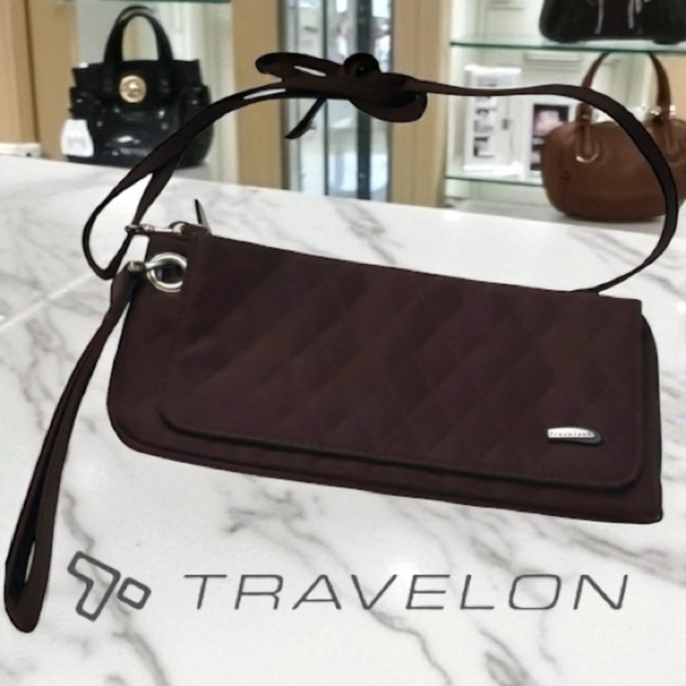 Travelon-carry on crossbody/wristlet/wallet.
Expresso Brown • Anti-Theft Travel